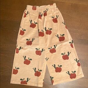 Wide-Leg Apple Pants